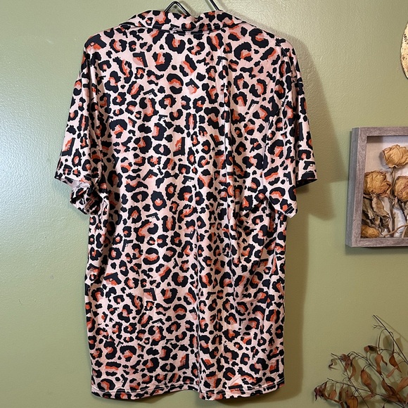 Retro Rifle Leopard Print Men's Shirt XL - Picture 5 of 5